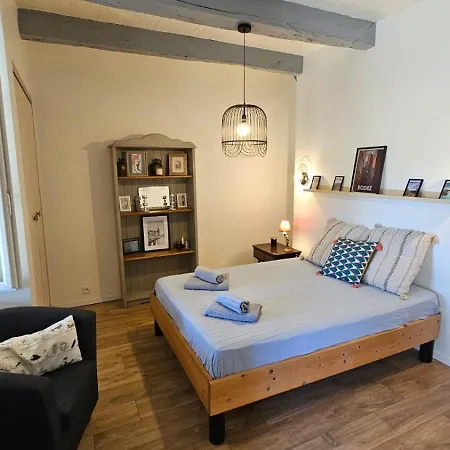 Dans Un Ecrin De Verdure Holiday home Conques-en-Rouergue